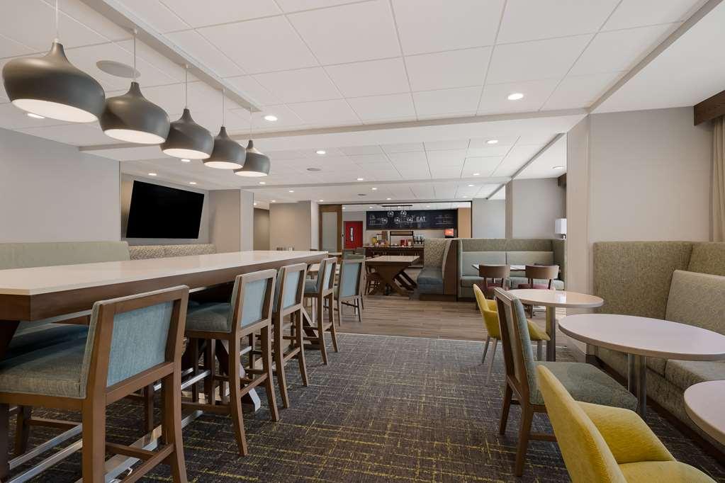Hampton Inn By Hilton Detroit סאות'פילד מסעדה תמונה